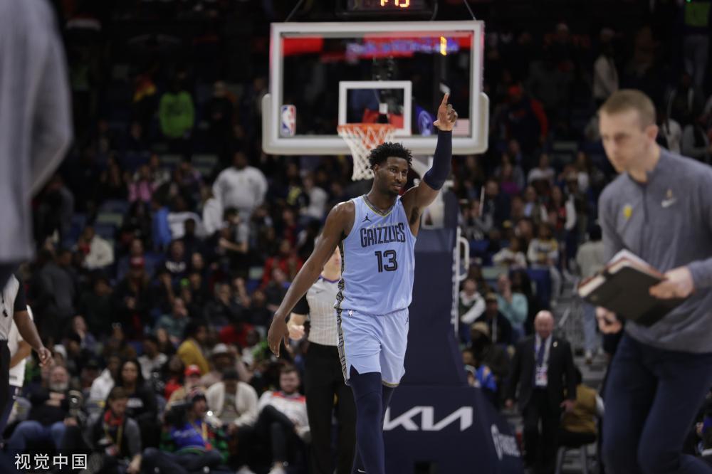 球和广泛的 球和广泛的