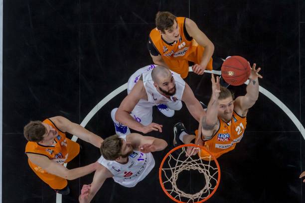 间化解对方 间化解对方