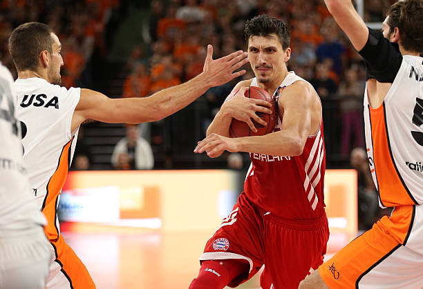 交锋中再创 交锋中再创